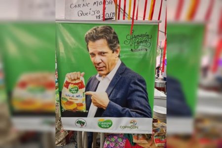 Haddad é garoto propaganda