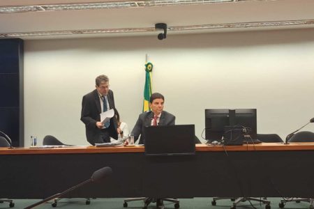 Claudio Cajado relator arcabouço / Metrópoles