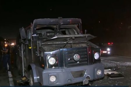 Explosão de carro-forte em SP