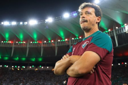 Imagem colorida de Fernando Diniz, atual técnico do Fluminense- Metrópoles