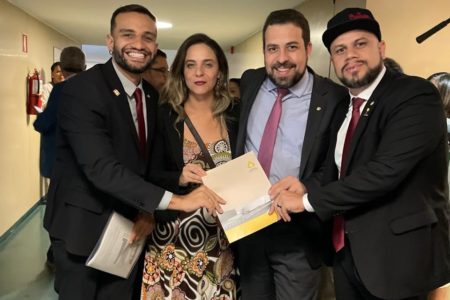 Distritais vão à Câmara dos Deputados pressionar por Fundo Constitucional
