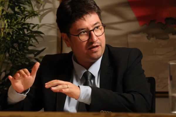 Foto colorida de João Luiz Fukunaga, presidente da Previ - Metrópoles