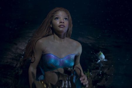 Foto colorida de Halle Bailey como A Pequena Seira - Metrópoles