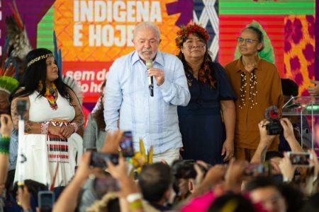 Foto colorida das representantes da ala ambiental do governo Lula, Sonia, Joenia e Marina - Metrópoles