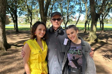 Larissa Manoela, Bruno Barreto e Giovanna Rispoli vão adaptar livro Traição Entre Amigas, de Bruno Barreto