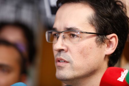 Imagem colorida mostra ex-procurador da Lava Jato Deltan Dallagnol - Metrópoles