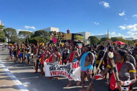 Manifestação durante o julgamento do Marco Temporal