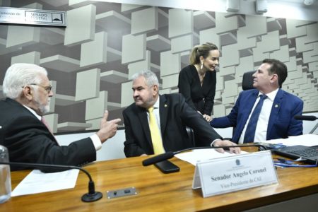 comissao economica senado - Metrópoles