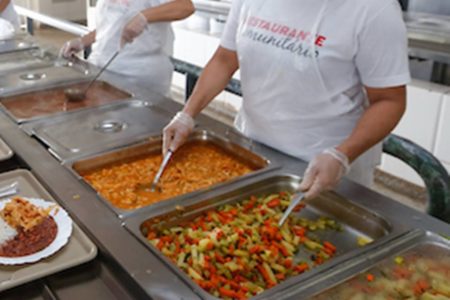 Restaurante comunitário - Metrópoles