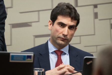 imagem colorida diretor de Política Monetária do Banco Central (BC), Gabriel Galípolo - Metrópoles