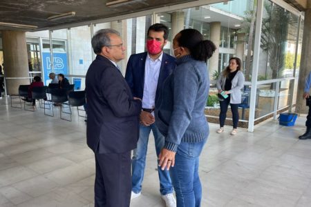 Deputado Distrital Gabriel Magno com membros do Conselho de Saúde e do Iges-DF