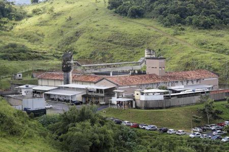 Imagem colorida da Penitenciária Ariosvaldo Campos Pires - Metrópoles