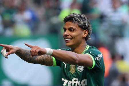 Richard Ríos comemora gol pelo Palmeiras - Metrópoles