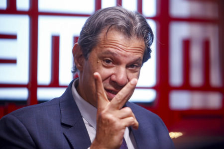 Ministro da Economia, Fernando Haddad, é entrevistado no estúdio do Metrópoles -- Metrópoles