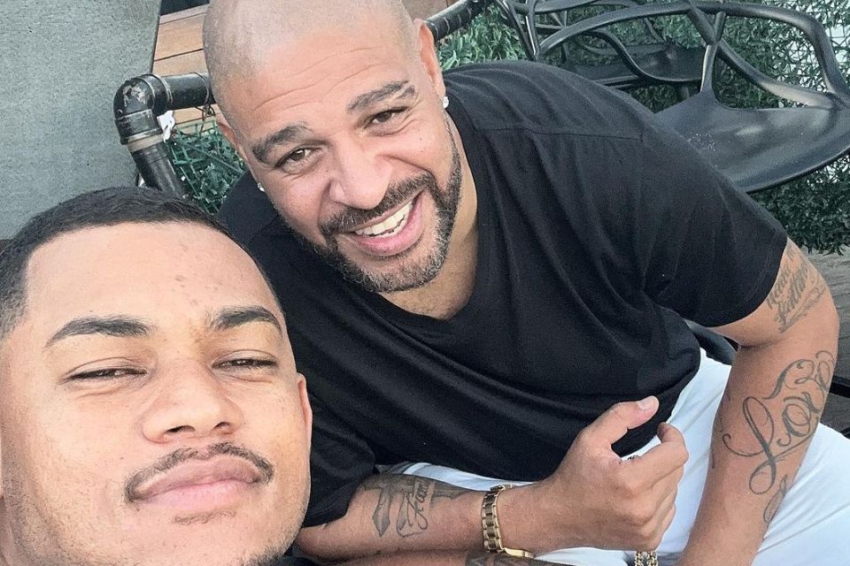 Foto colorida de Gabriel Roza e Adriano Imperador - Metrópoles