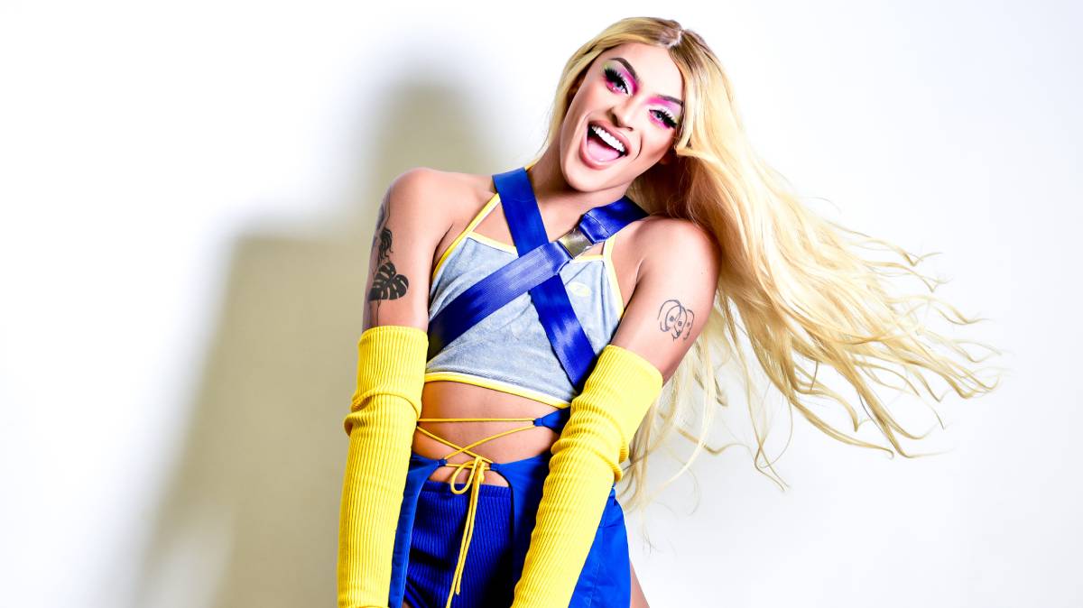 Fotografia colorida mostrando Pabllo Vittar-Metrópoles