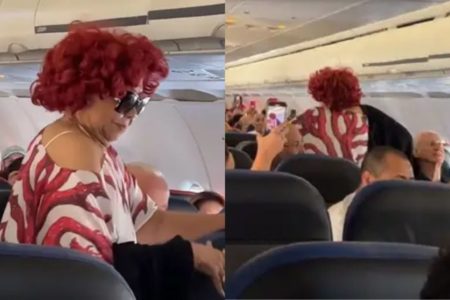 Tela dividida em que Alcione aparece se levantando de assento em voo e, depois, canta para passageiros durante manutenção - Metrópoles