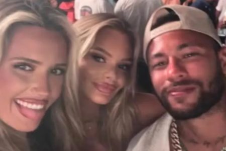 Neymar curtindo balada em Ibiza com modelos gringas - Metrópoles