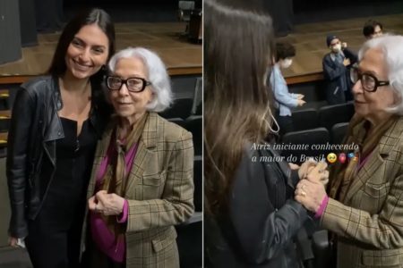 Fernanda Montenegro dando conselhos para uma atriz iniciante durante espetáculo - Metrópoles