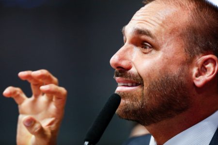 Eduardo Bolsonaro na CPMI do 8 de Janeiro - Metrópoles