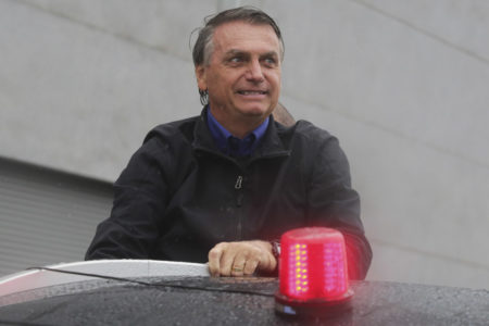 Jair Bolsonaro faz comício em Santos no Litoral Paulista. Santos -Metrópoles