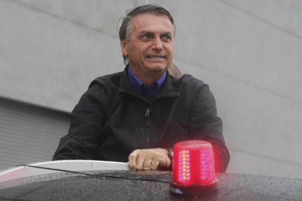 Jair Bolsonaro faz comício em Santos no Litoral Paulista. Santos -Metrópoles