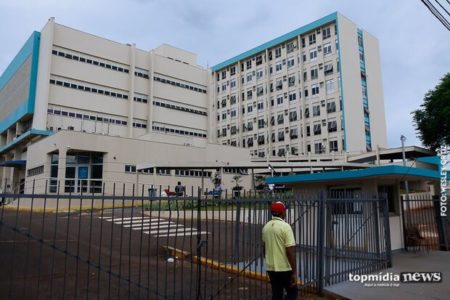 Imagem colorida de Santa Casa em Campo Grande - Metrópoles