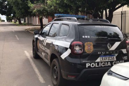 Fotografia colorida de viatura da polícia de Mato Grosso