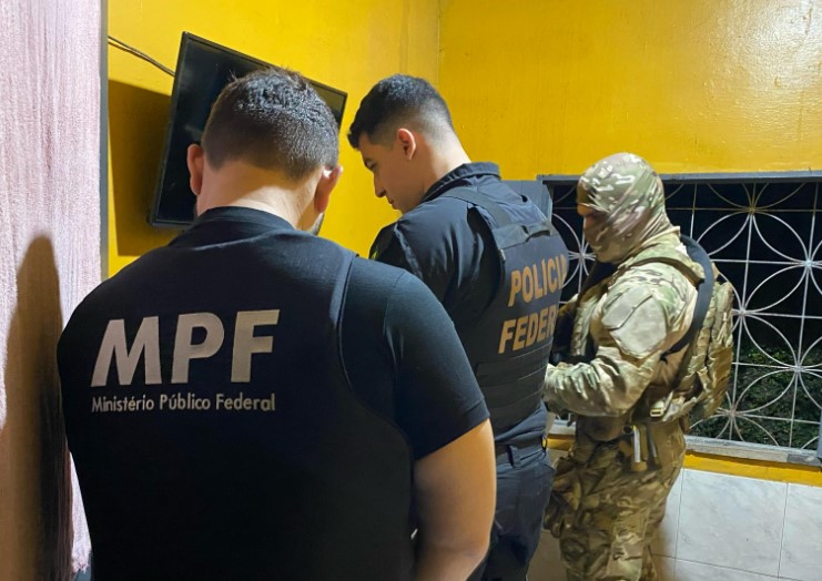 Polícia Federal faz operação contra pedofilia