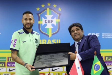 Imagem mostra Neymar e Ednaldo Rodrigues, presidente da CBF - Metrópoles