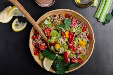 Salada de quinoa