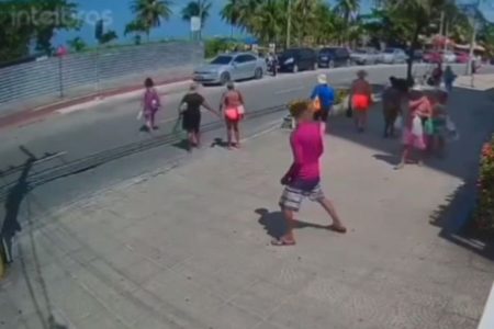 Imagem colorida de assalto na orla de João Pessoa, Paraíba - Metrópoles