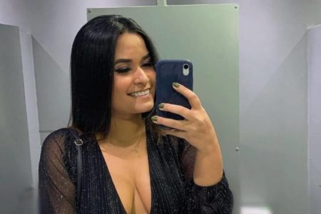 Imagem colorida mostra Larissa Araújo silva jovem que teve o corpo arremessado de carro em Rio Verde - Metrópoles