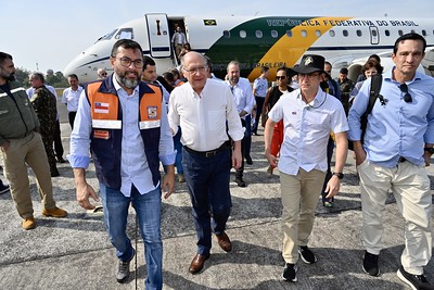 imagem colorida de ministros no amazonas - metrópoles