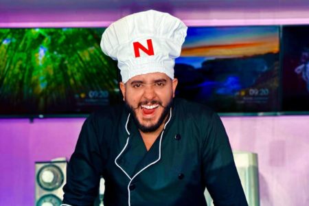 Daniel Nahoum no clipe de Com Você - Metrópoles