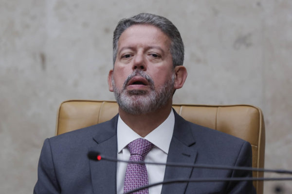 Arthur LIra no Supremo Tribunal Federal durante sessão especial em homenagem aos 35 anos da Constituição Federal de 1988 - Metrópoles