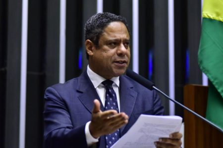 imagem colorida mostra deputado Orlando Silva - Metrópoles