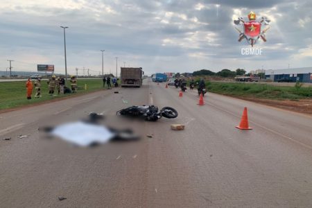 Acidente envolvendo caminhão e moto termina em morte na BR 070