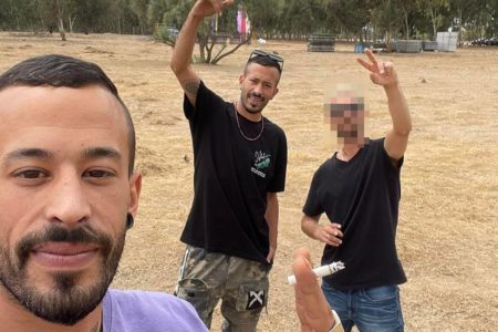 Michael e Osher, organizadores de festival atacado pelo Hamas em Israel - Metrópoles