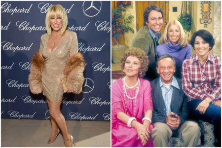 Montagem com duas fotos de Suzanne Somers. Na primeira ela está sozinha, com um vestido brilhante. Na segunda, acompanhada de outras 4 pessoas - Metrópoles