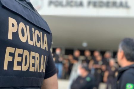 policiais Polícia Federal investiga fraude em registro profissional de engenheiro e arquiteta