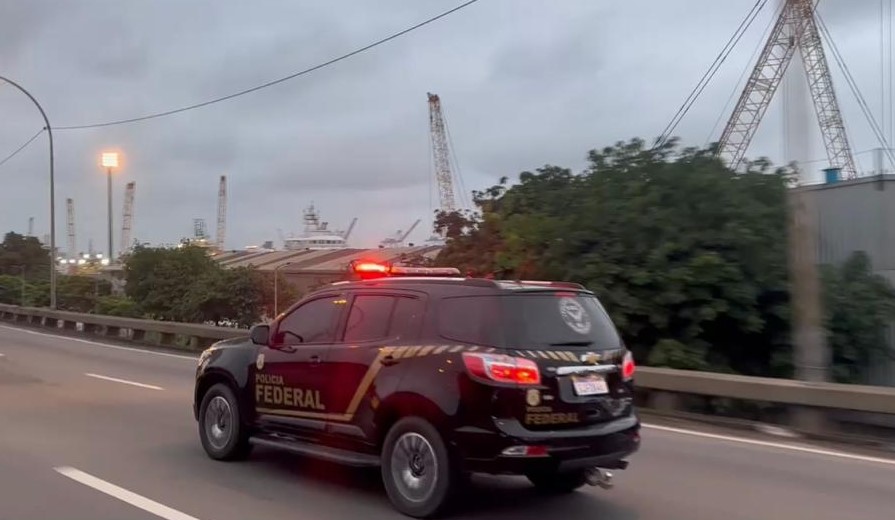 Policiais são presos após escoltar 19 toneladas de drogas para o CV