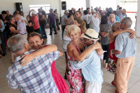 Imagem colorida mostra População com 65 anos e mais cresce no país - Metrópoles