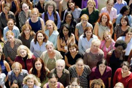 Foto com grupo de mulheres