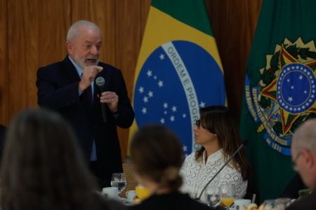 imagem colorida Lula no Planalto- metrópoles