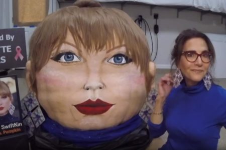 Print de um vídeo em que Taylor Swift "vira" abóbora - Metrópoles