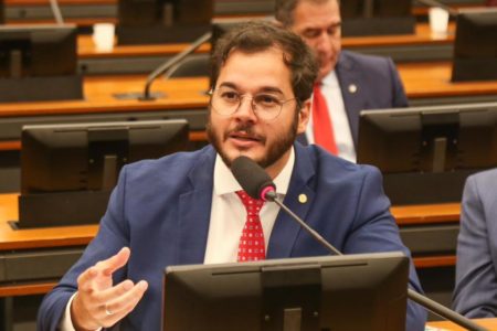 Deputado Túlio Gadêlha - Metrópoles