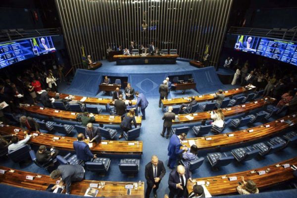 imagem colorida mostra plenário do Senado Federal bancada evangélica projeto de lei bullying - Metrópoles