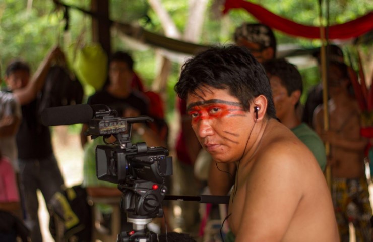 O diretor yanomami Morzaniel Iramari