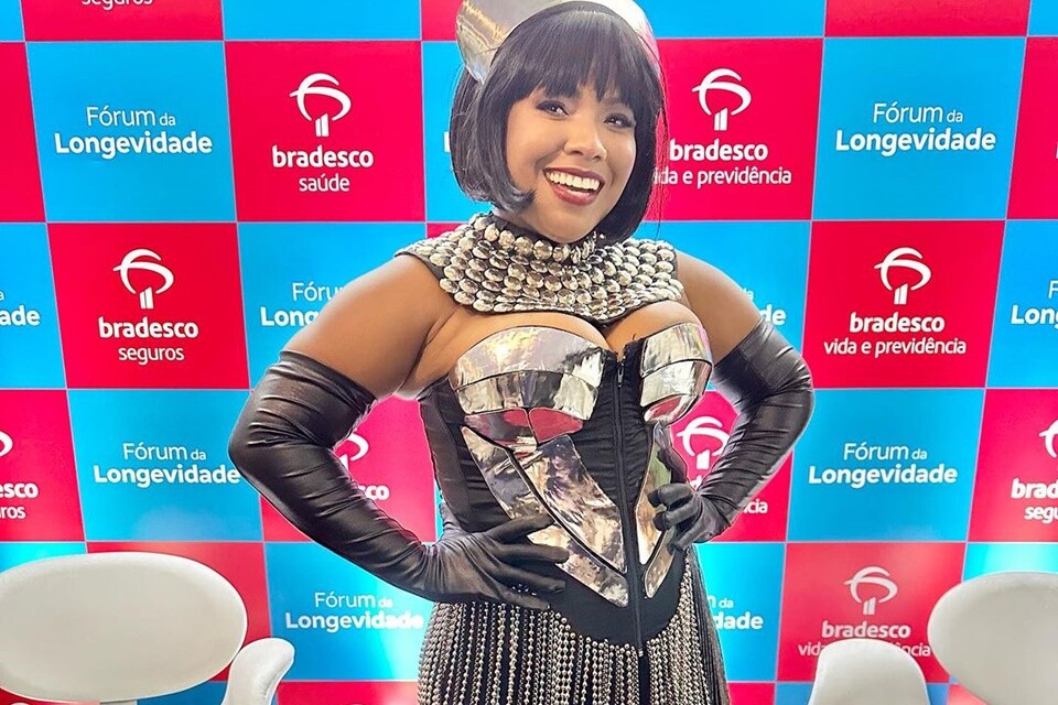 Thalita Pertuzatti, a Whitney brasileira, posa durante um evento - Metrópoles